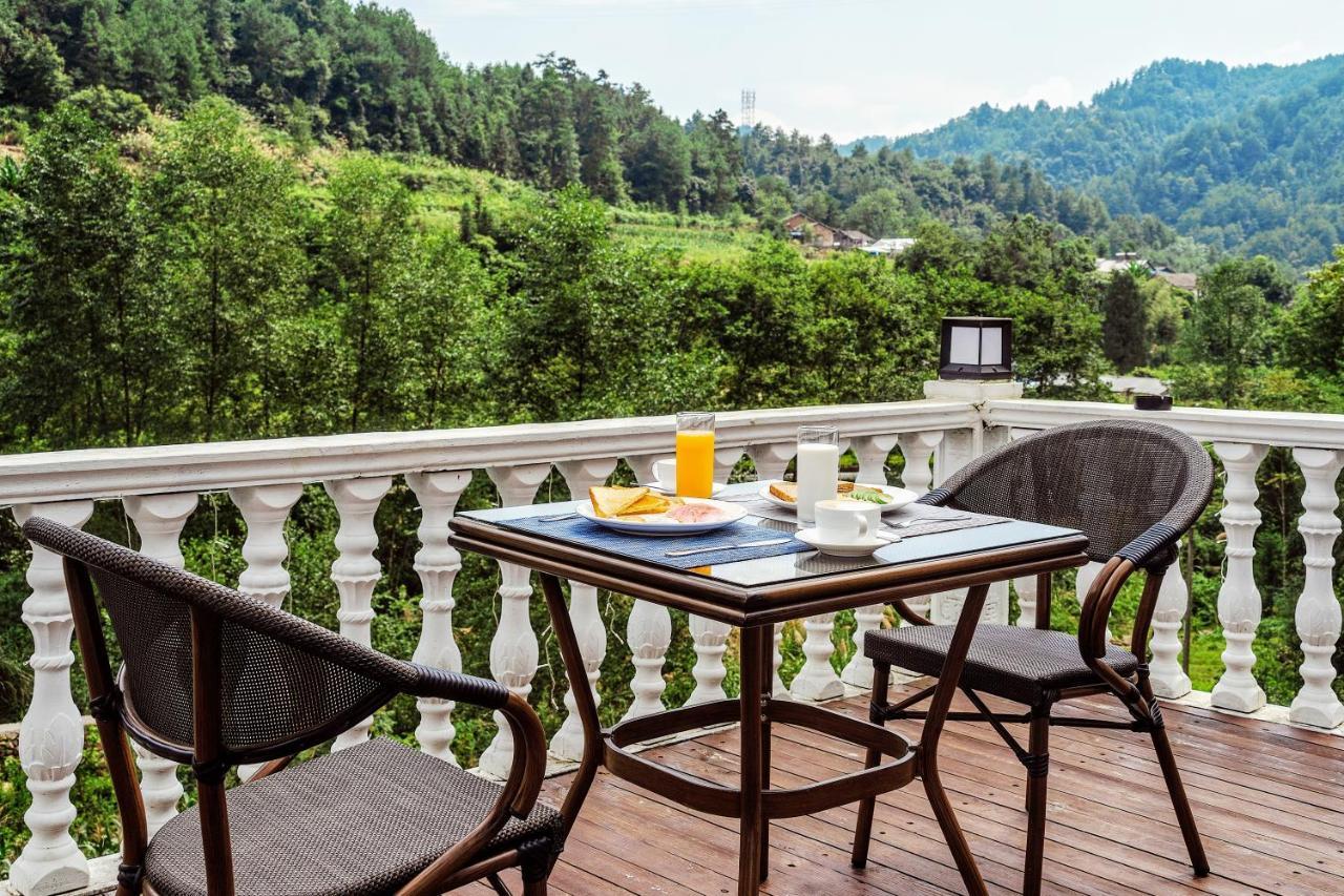 Whispering Mountains Boutique Hotel Zhangjiajie Dış mekan fotoğraf