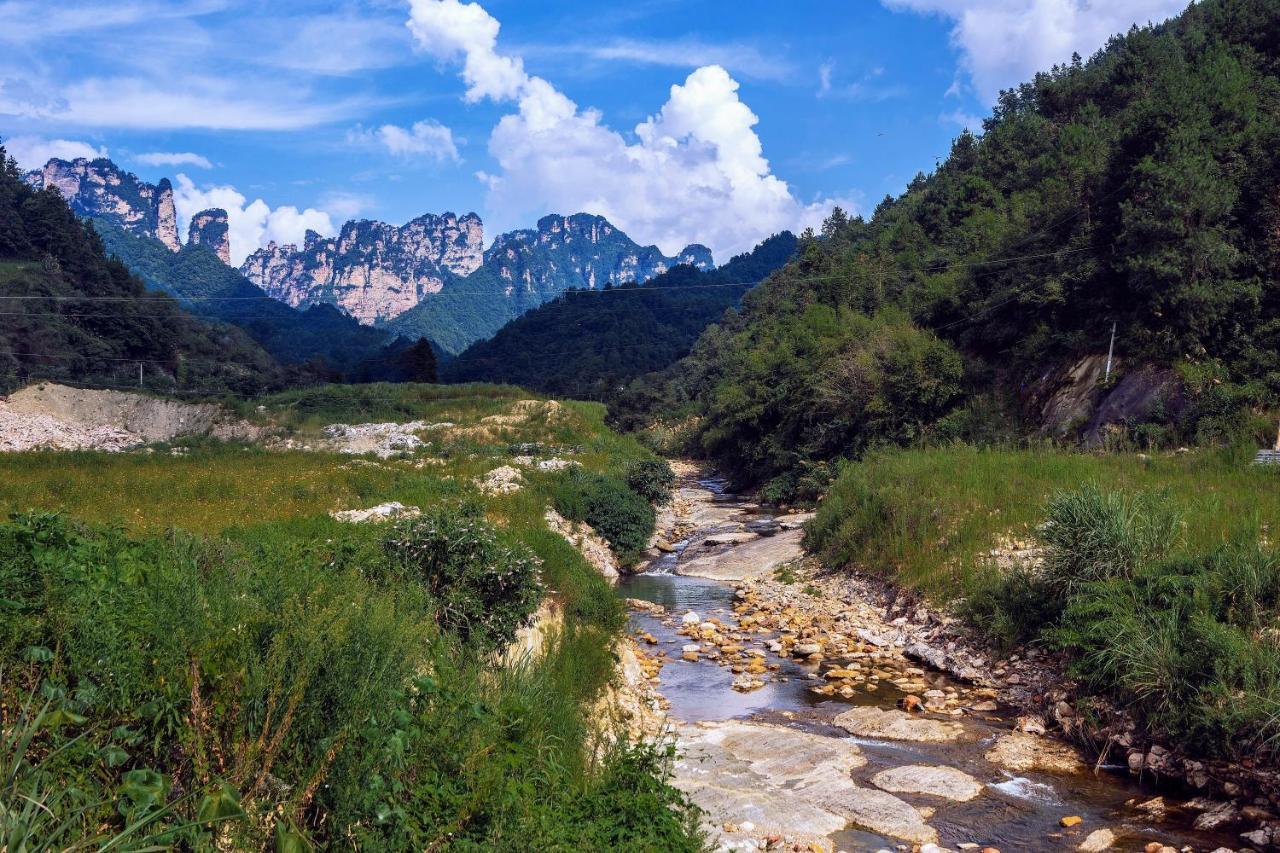 Whispering Mountains Boutique Hotel Zhangjiajie Dış mekan fotoğraf