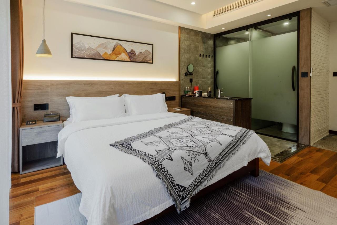 Whispering Mountains Boutique Hotel Zhangjiajie Dış mekan fotoğraf