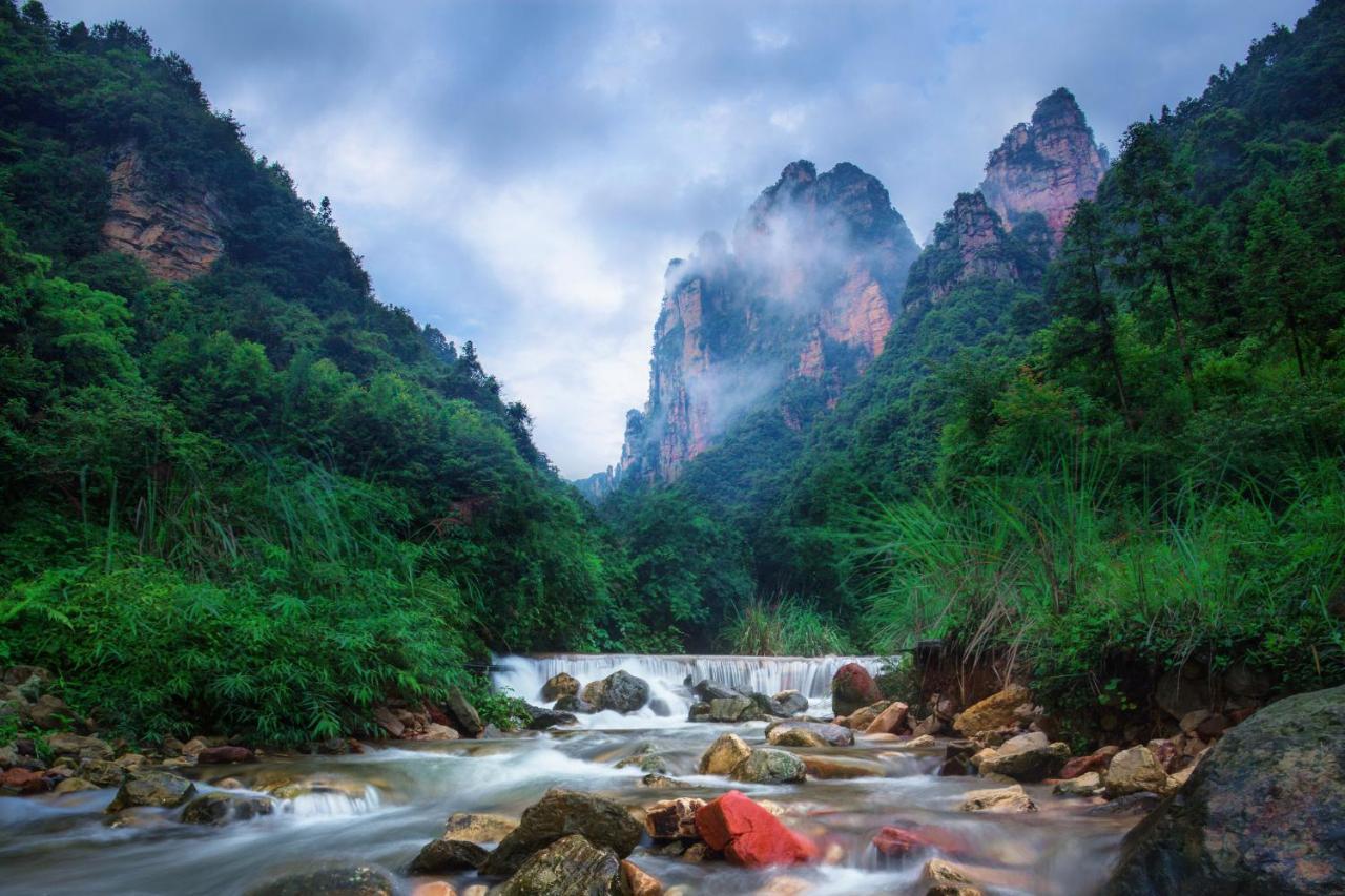 Whispering Mountains Boutique Hotel Zhangjiajie Dış mekan fotoğraf