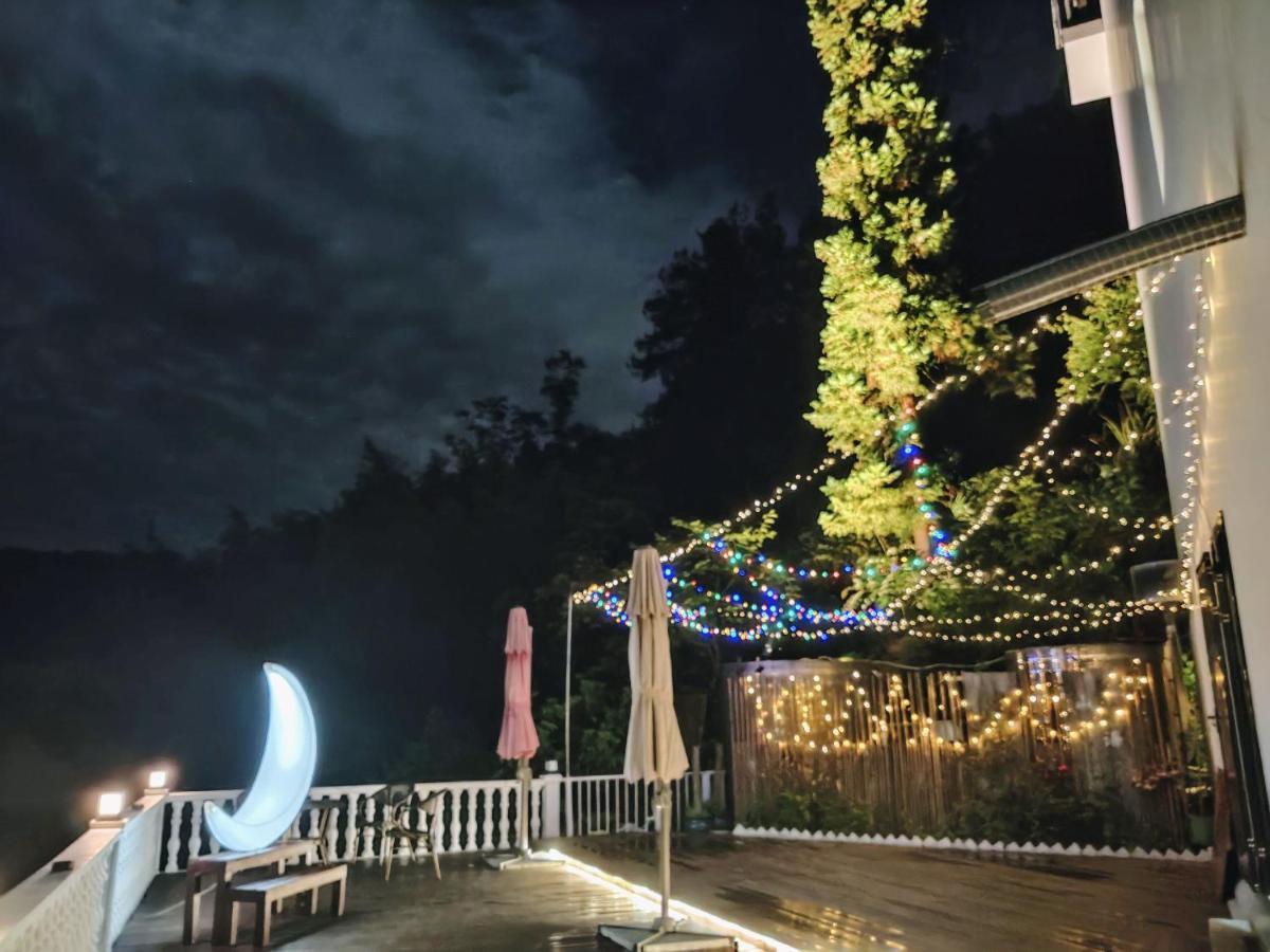 Whispering Mountains Boutique Hotel Zhangjiajie Dış mekan fotoğraf